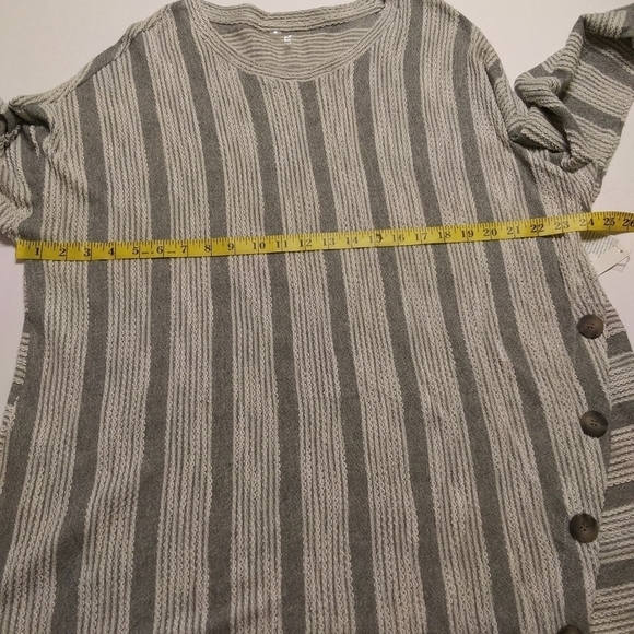 Sliverwear Blouse / Sweater NWT - Picture 6 of 8